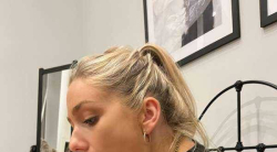 欧美恋足女女自舔重磅合集